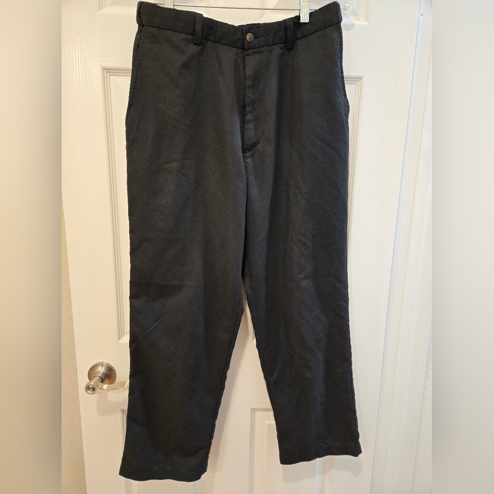 Haggar Men's Black Pants